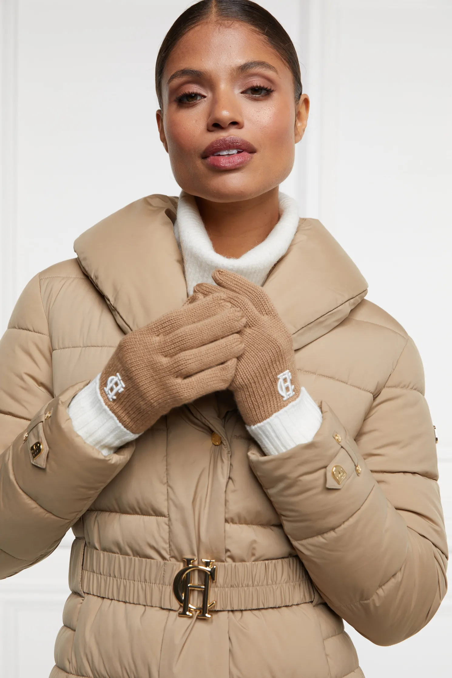 Chelsea Logo Knitted Gloves (Camel Cream)