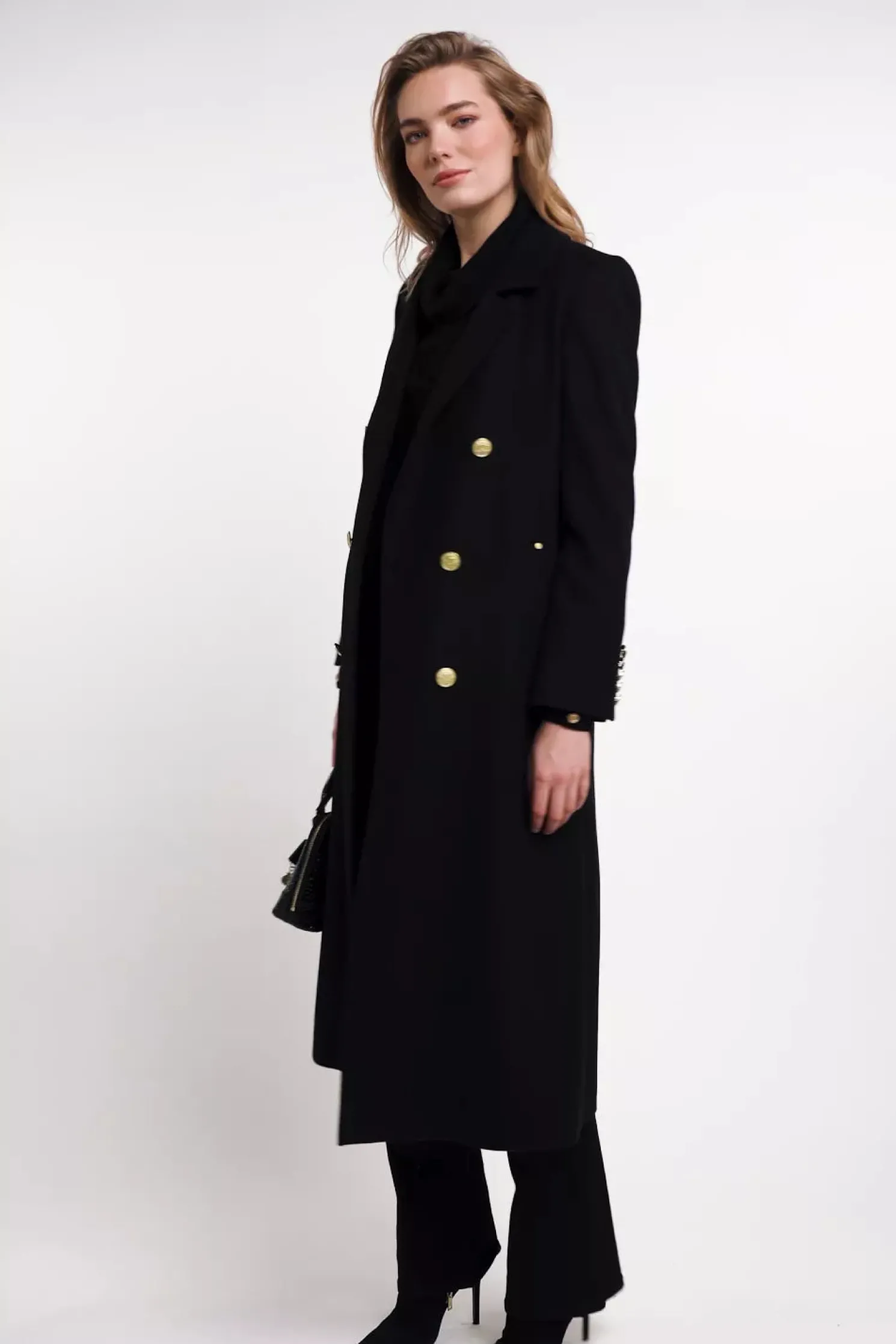 Daisy Roll Neck Knit (Black)