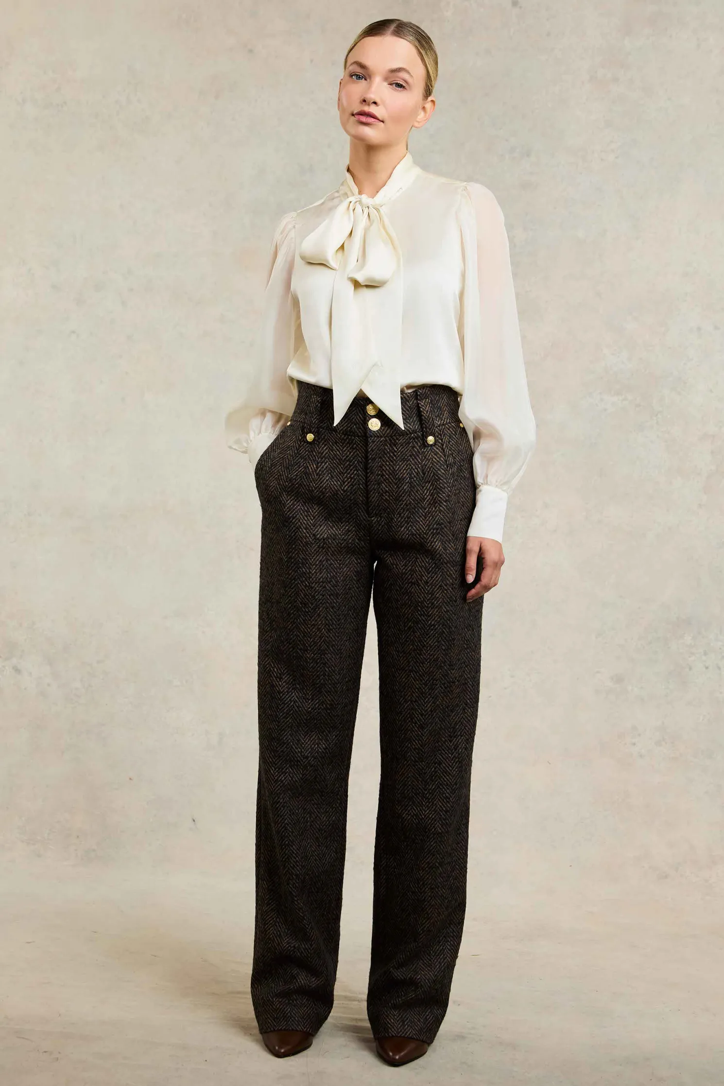 High Waisted Straight Trouser (Walnut Herringbone)