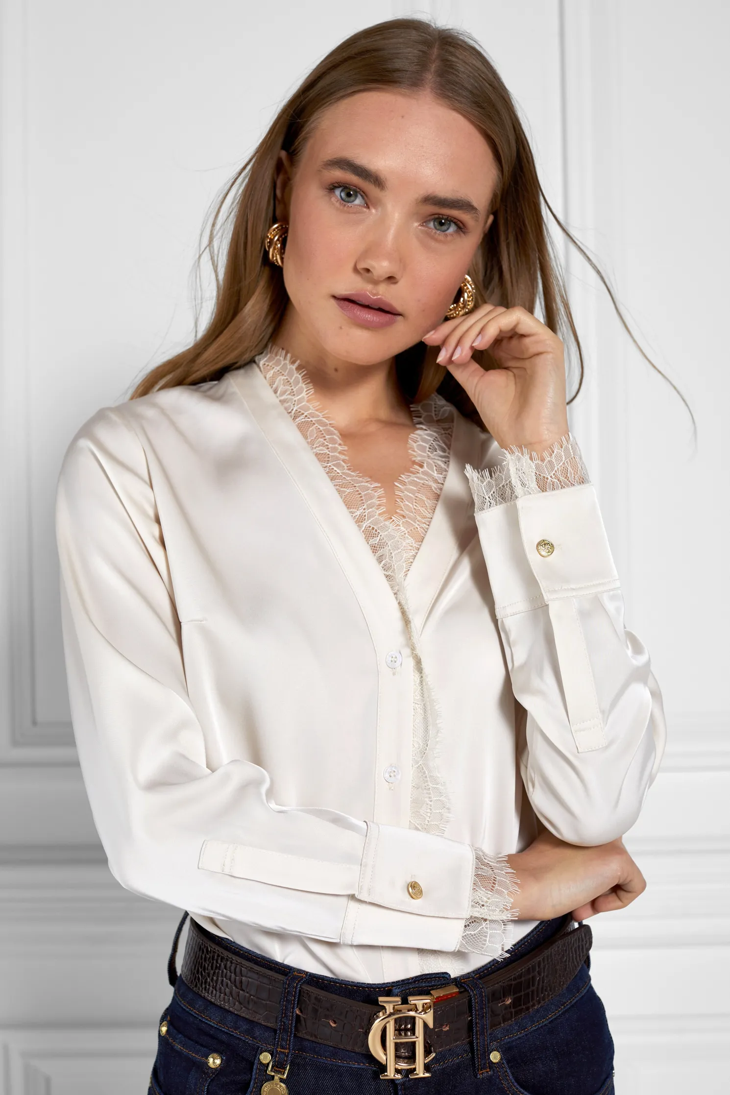 Lace V-Neck Blouse (Oyster)